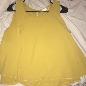 Mustard yellow top